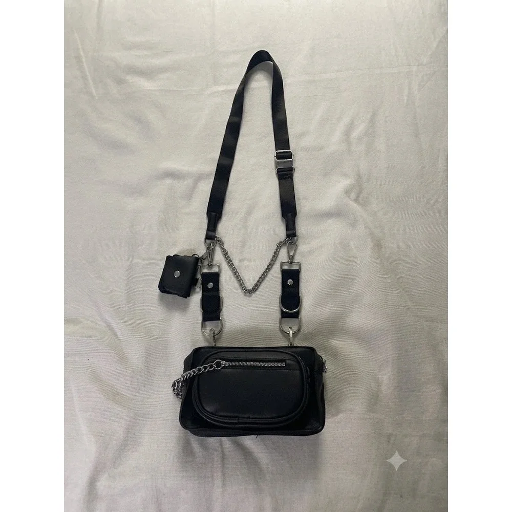 Black Utility Crossbody Bag Chain Strap Mini Pouch Y2K Techwear Festival Grunge